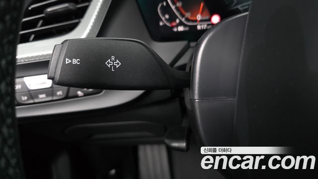 BMW 2-Series 2021 — photo 28