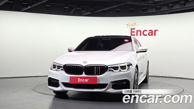 BMW 5-Series 2018 — photo 3