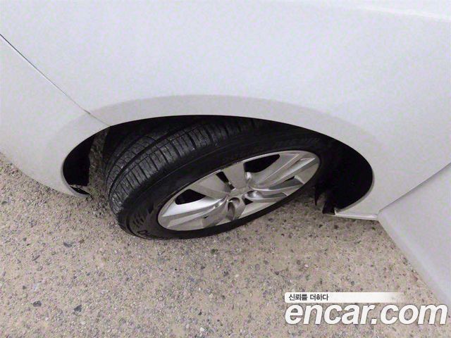 Peugeot 308 2015 — photo 20