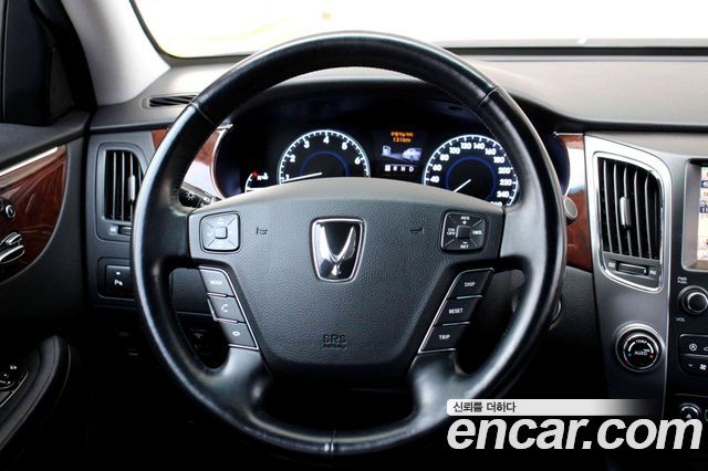 Hyundai Equus 2010 — photo 12