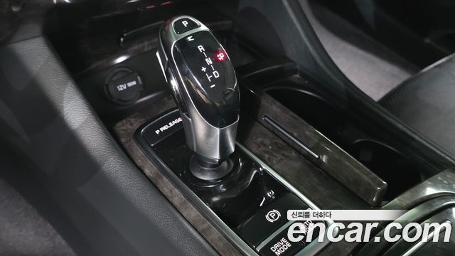 Kia K9 2016 — photo 9
