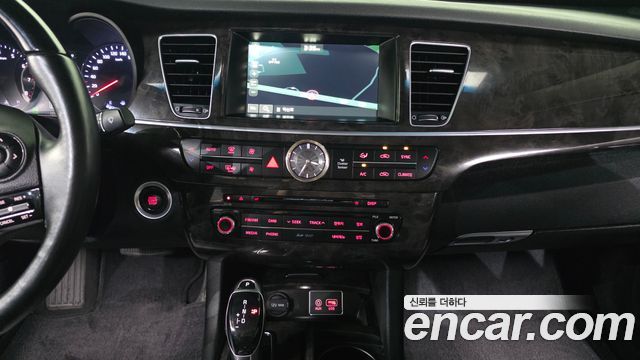 Kia K9 2016 — photo 13