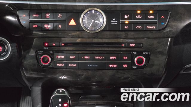 Kia K9 2016 — photo 15