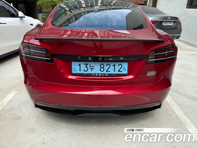 Tesla Model S 2023 — photo 2