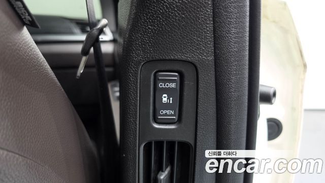 Honda Odyssey 2018 — photo 34