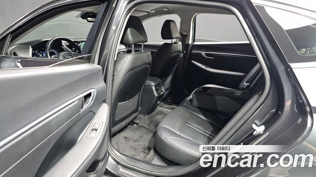 Hyundai Sonata 2020 — photo 12