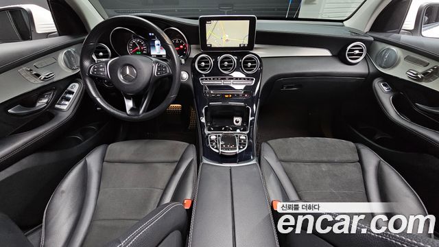 Mercedes-Benz GLC-Class 2019 — photo 10