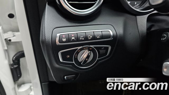 Mercedes-Benz GLC-Class 2019 — photo 31