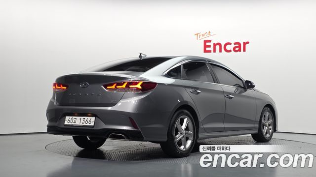 Hyundai Sonata 2018 — photo 2