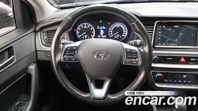 Hyundai Sonata 2018 — photo 13