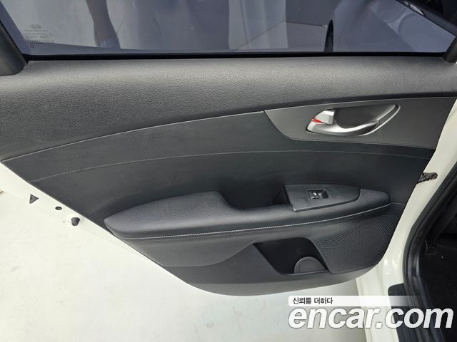 Kia K3 2019 — photo 18