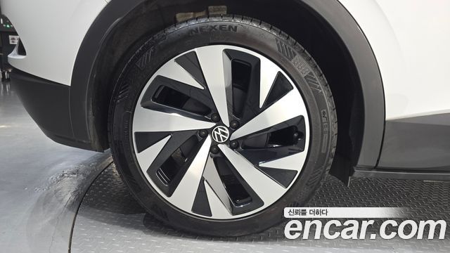 Volkswagen ID.4 2023 — photo 5