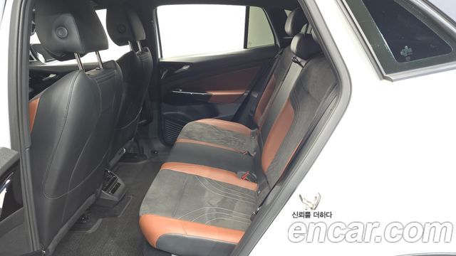 Volkswagen ID.4 2023 — photo 17