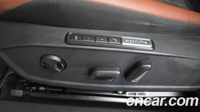 Volkswagen ID.4 2023 — photo 32