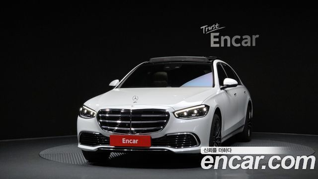 Mercedes-Benz S-Class 2024 — photo 3