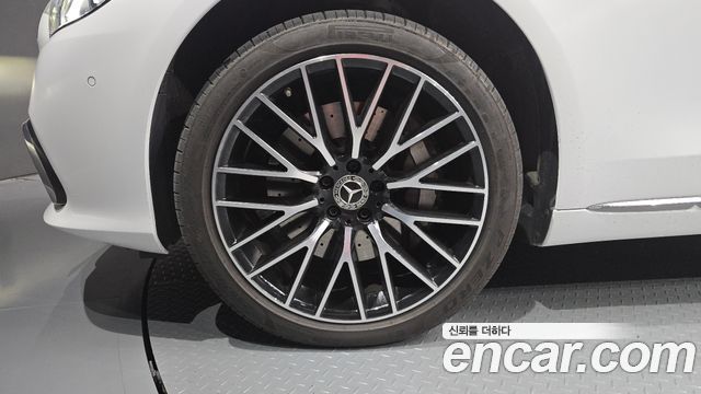 Mercedes-Benz S-Class 2024 — photo 5