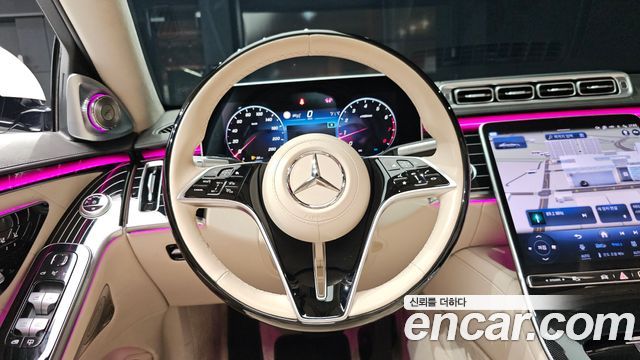 Mercedes-Benz S-Class 2024 — photo 13