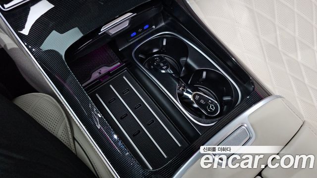 Mercedes-Benz S-Class 2024 — photo 19