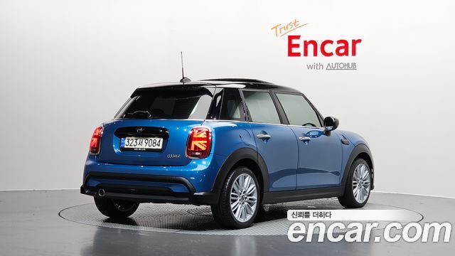 Mini Cooper 2022 — photo 2