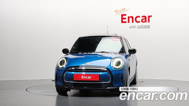 Mini Cooper 2022 — photo 3