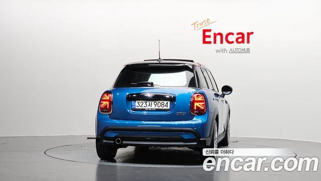 Mini Cooper 2022 — photo 4