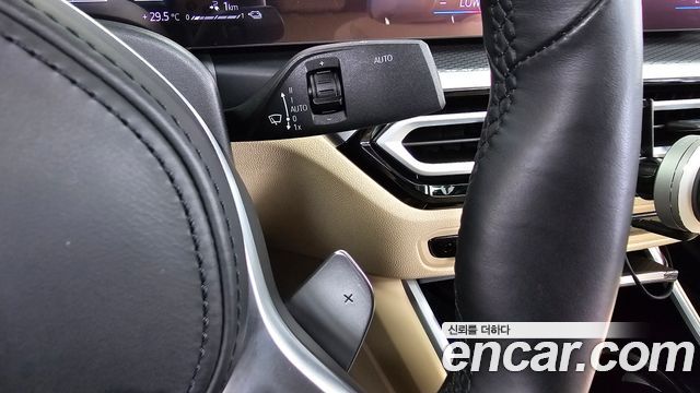 BMW 3-Series 2023 — photo 20