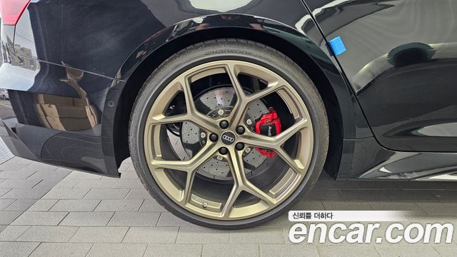 Audi RS6 2025 — photo 5