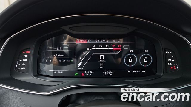 Audi RS6 2025 — photo 11