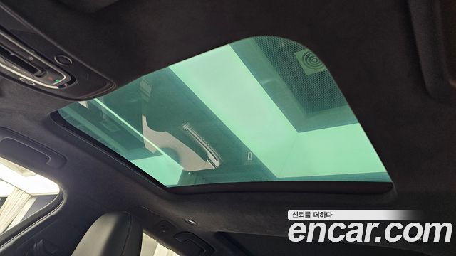 Audi RS6 2025 — photo 21
