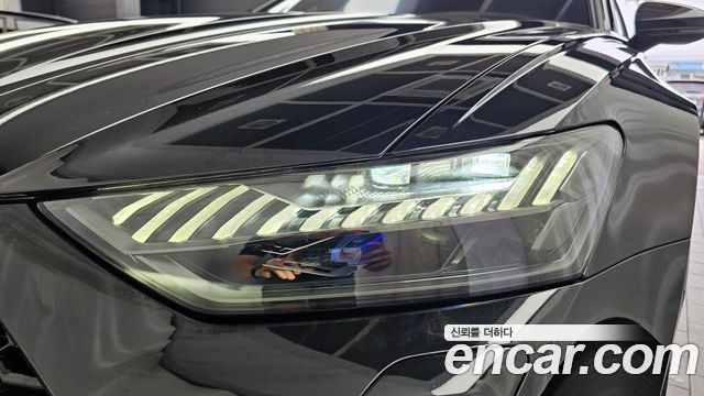 Audi RS6 2025 — photo 8