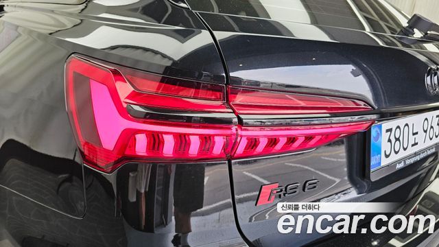Audi RS6 2025 — photo 9