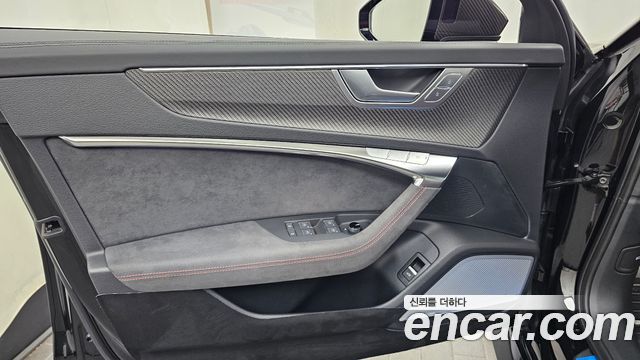 Audi RS6 2025 — photo 14