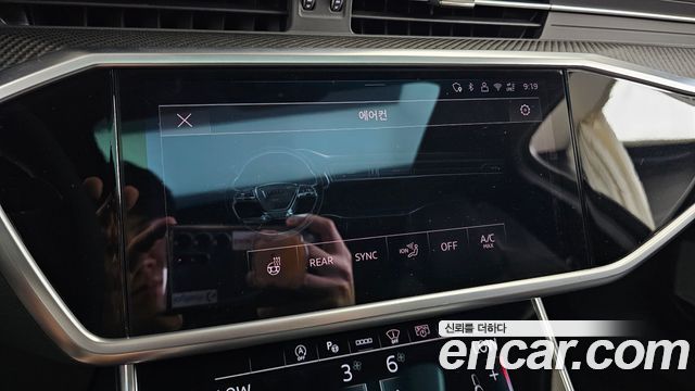 Audi RS6 2025 — photo 32