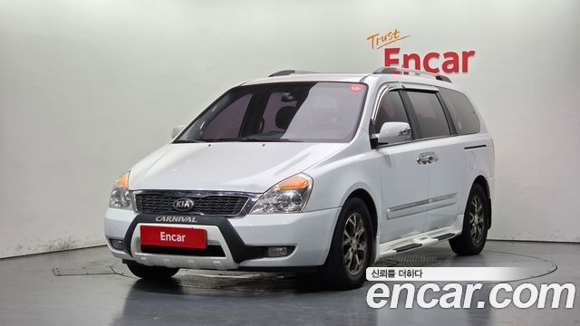 Kia Canival 2014 — photo 1