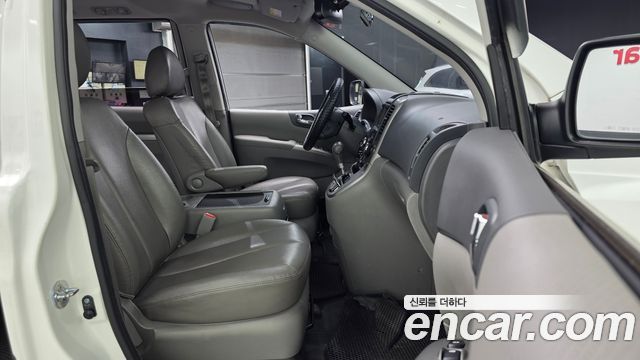 Kia Canival 2014 — photo 11