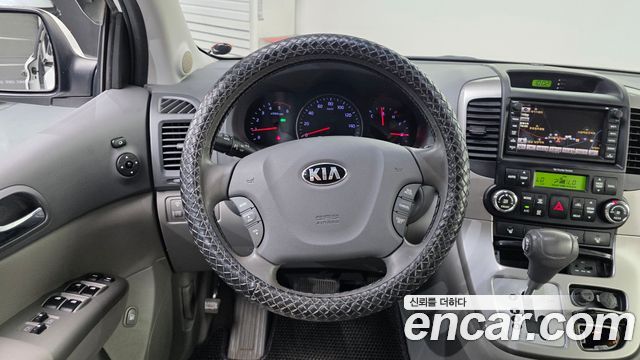 Kia Canival 2014 — photo 13