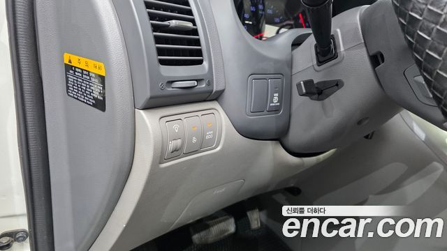Kia Canival 2014 — photo 17