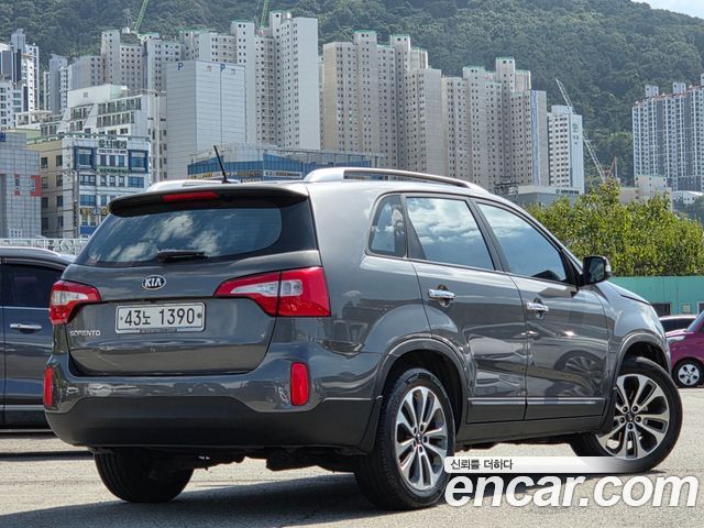 Kia Sorento 2013 — photo 4