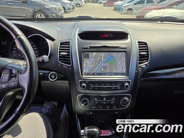 Kia Sorento 2013 — photo 11