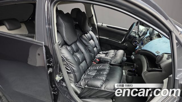 Chevrolet Korea Spark 2012 — photo 16