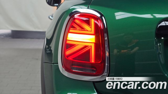 Mini Cooper 2022 — photo 9