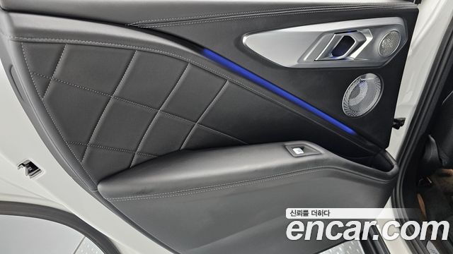 BMW XM 2023 — photo 15