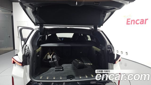 BMW XM 2023 — photo 35