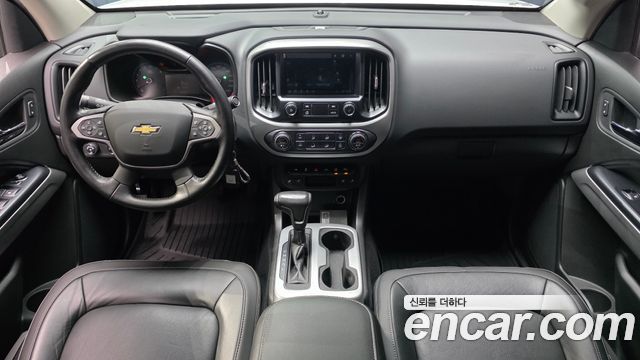 Chevrolet Korea Colorado 2021 — photo 10