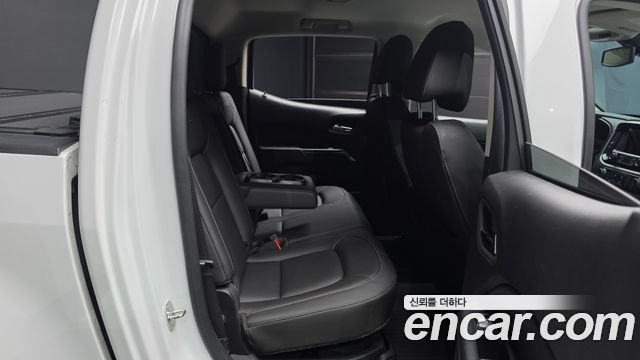 Chevrolet Korea Colorado 2021 — photo 18