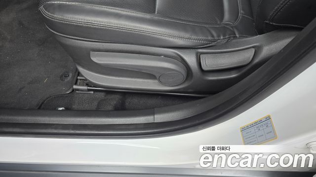 Hyundai Kona 2021 — photo 18
