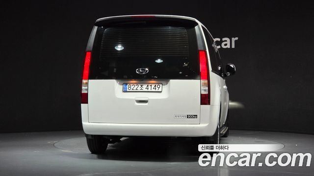Hyundai Staria 2024 — photo 4