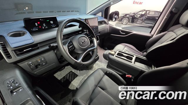 Hyundai Staria 2024 — photo 10
