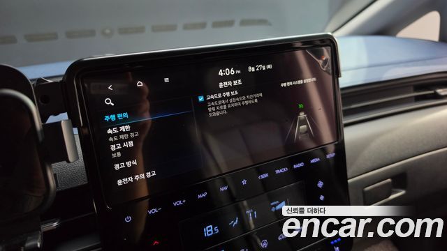 Hyundai Staria 2024 — photo 27