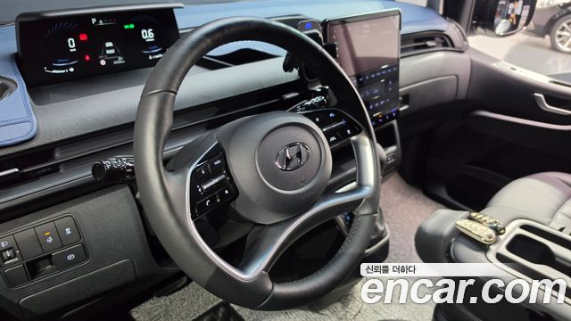 Hyundai Staria 2024 — photo 30